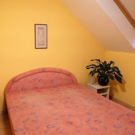 Var-Torony Apartman 久洛 外观 照片